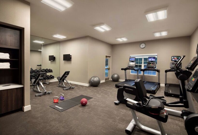 住所  Sonesta Es Suites Fresno