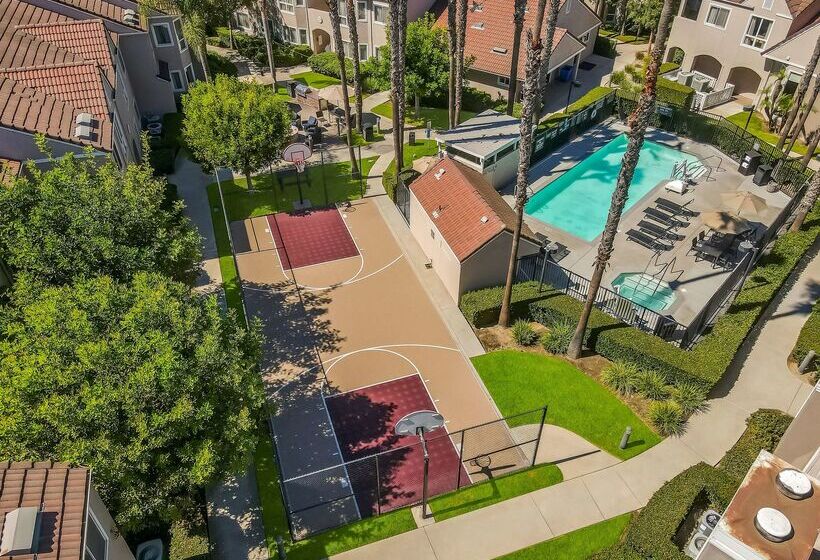 Резиденция Sonesta Es Suites Huntington Beach Fountain Valley