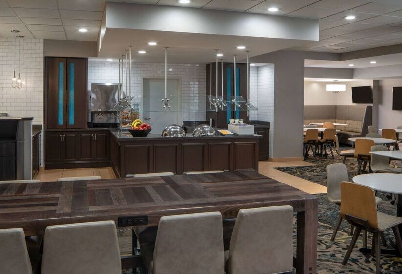 اقامتگاه Sonesta Es Suites New Orleans Convention Center