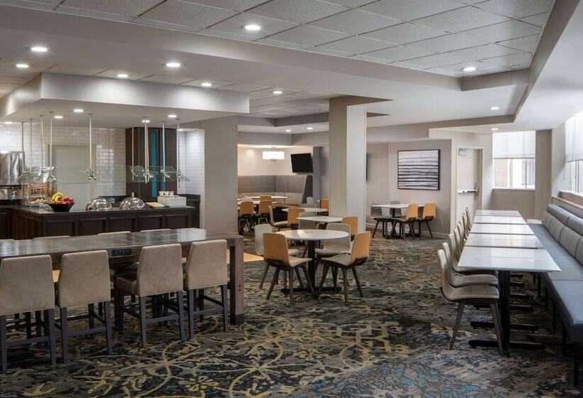 اقامتگاه Sonesta Es Suites New Orleans Convention Center