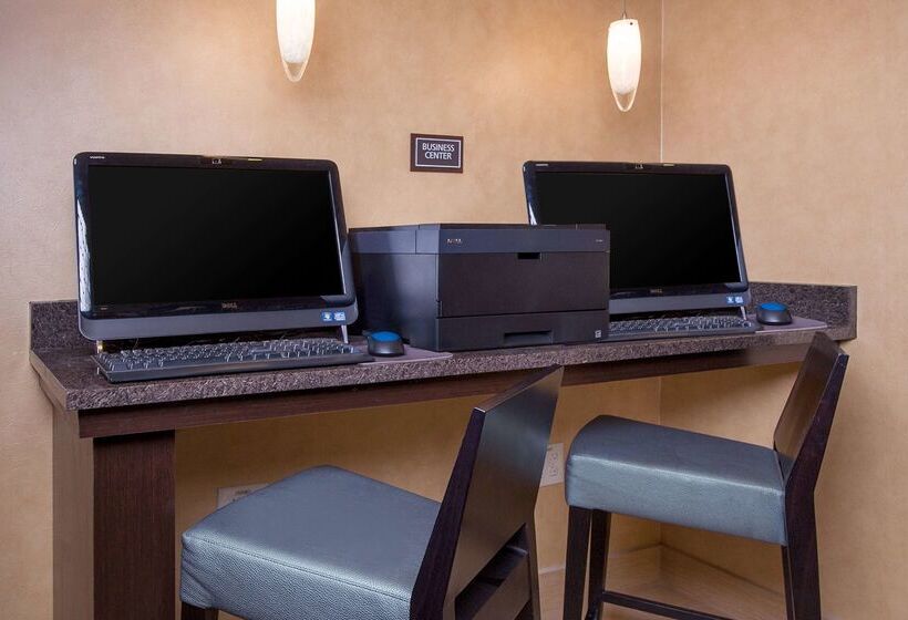 اقامتگاه Sonesta Es Suites Raleigh Durham Airport Morrisville