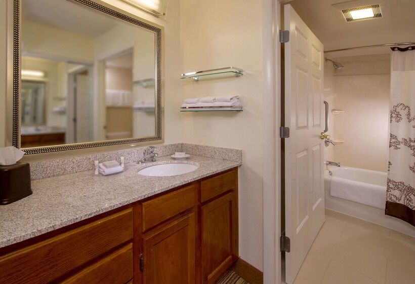 اقامتگاه Sonesta Es Suites Raleigh Durham Airport Morrisville