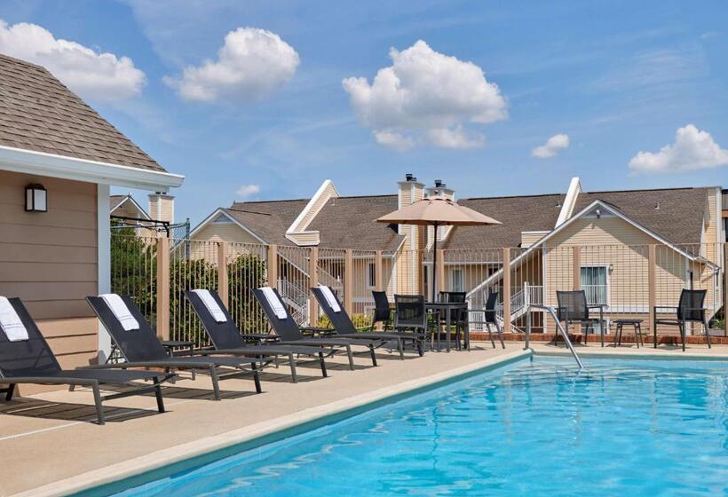 اقامتگاه Sonesta Es Suites South Brunswick  Princeton