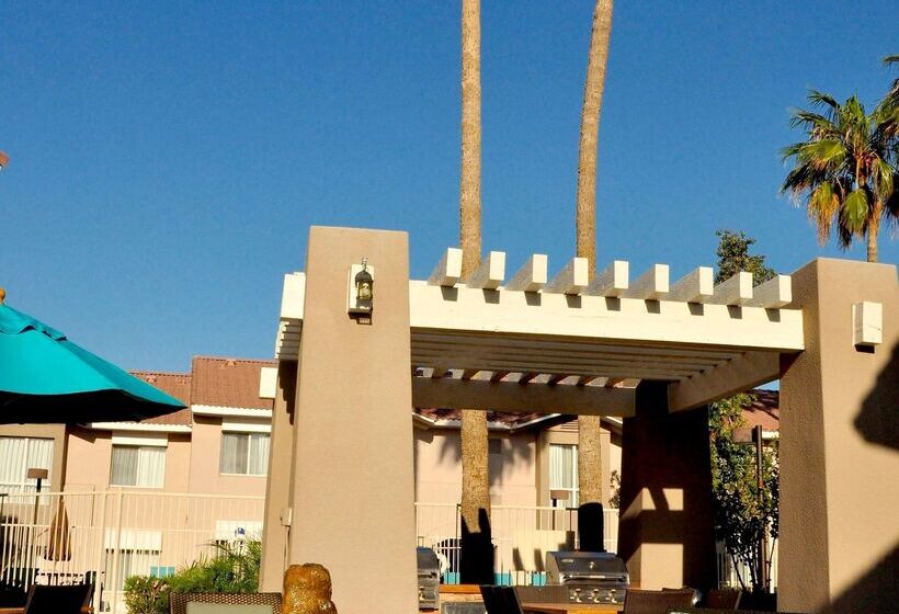 اقامتگاه Sonesta Es Suites Tempe
