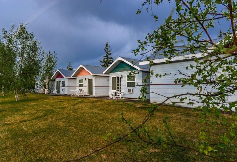 River S Edge Resort