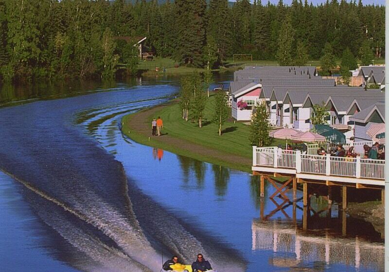 River S Edge Resort