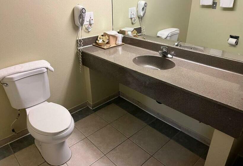 Rivera Inn & Suites Motel