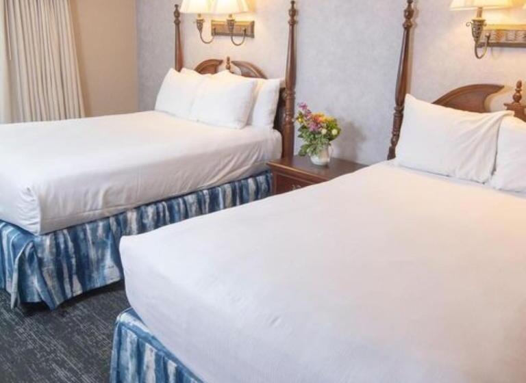 Riviera Beach Resort