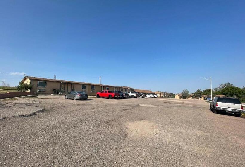 Round Up Motel