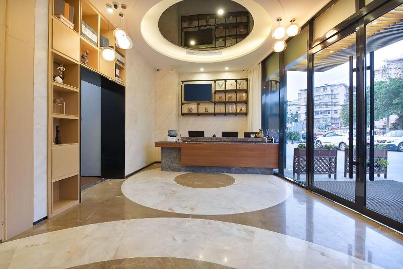 Atour Hotel Nanjing Hongshan Zoo Metro Station