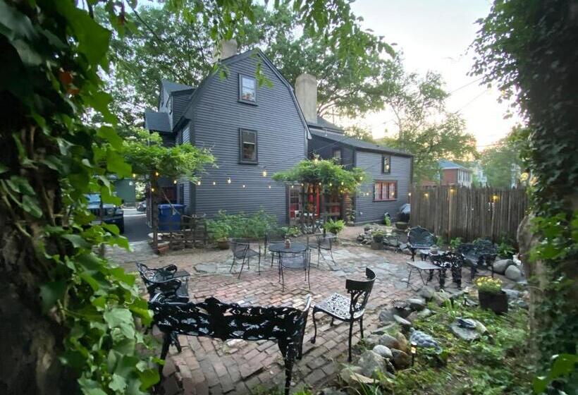 مبيت وإفطار Daniels House Inn