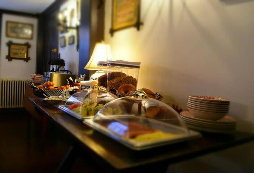 مبيت وإفطار Daniels House Inn