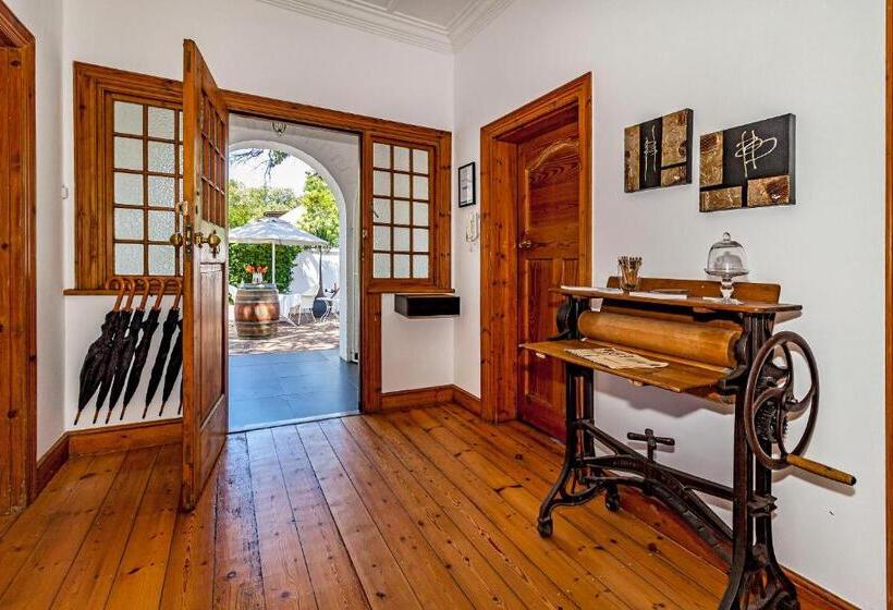 민박 La Bonne Auberge