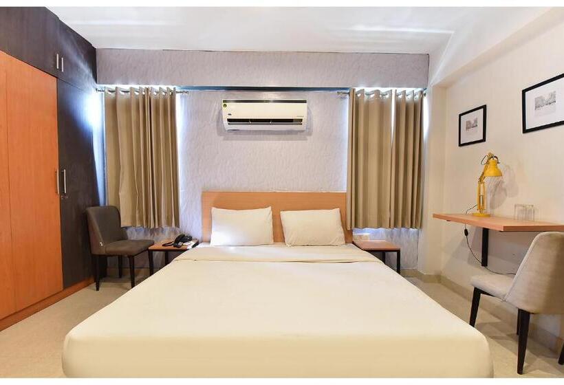 Fabhotel Rushank Palace