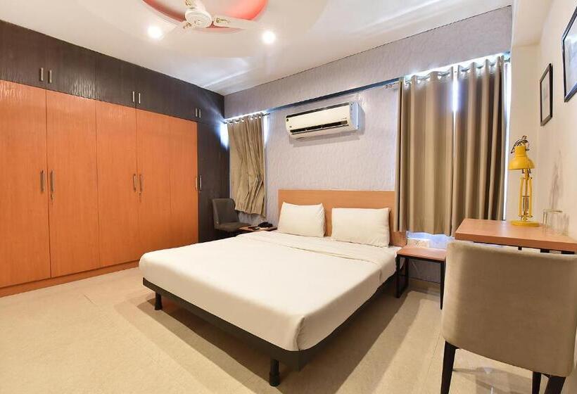 Fabhotel Rushank Palace