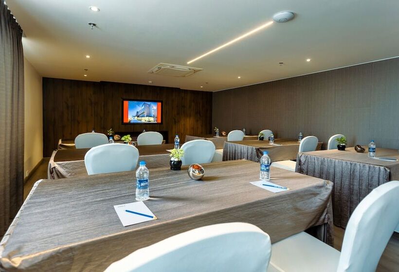 Amika Hotel,madurai   Near Airport