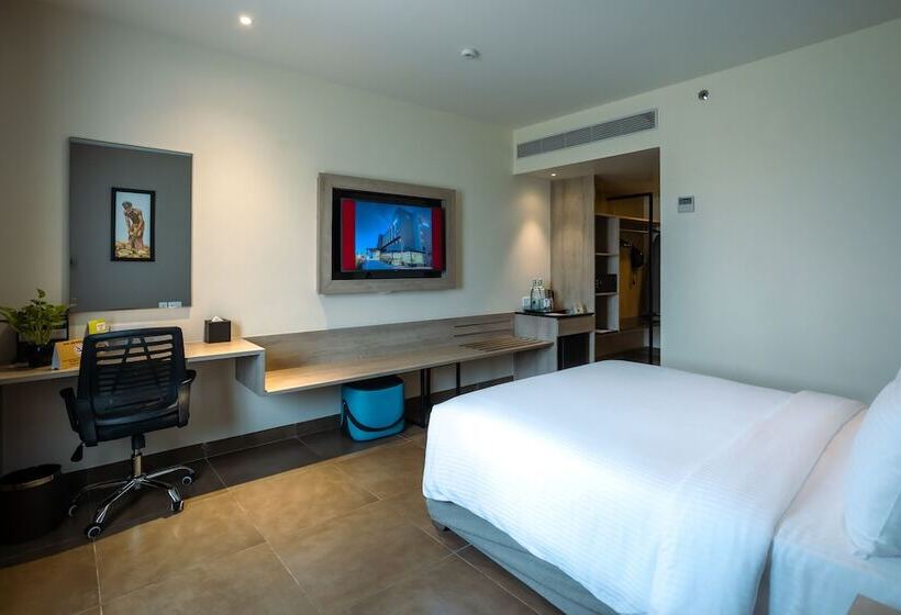 Amika Hotel,madurai   Near Airport