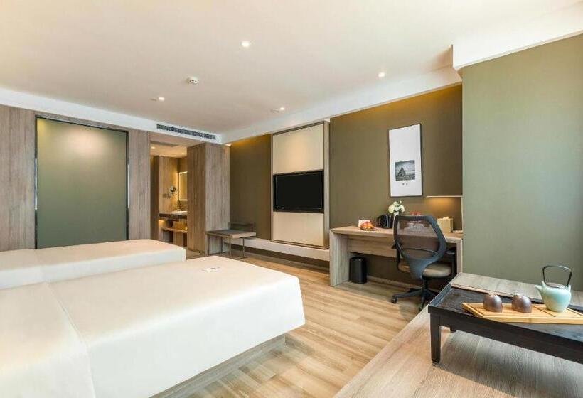 Atour Hotel Xining East Kunlun Road