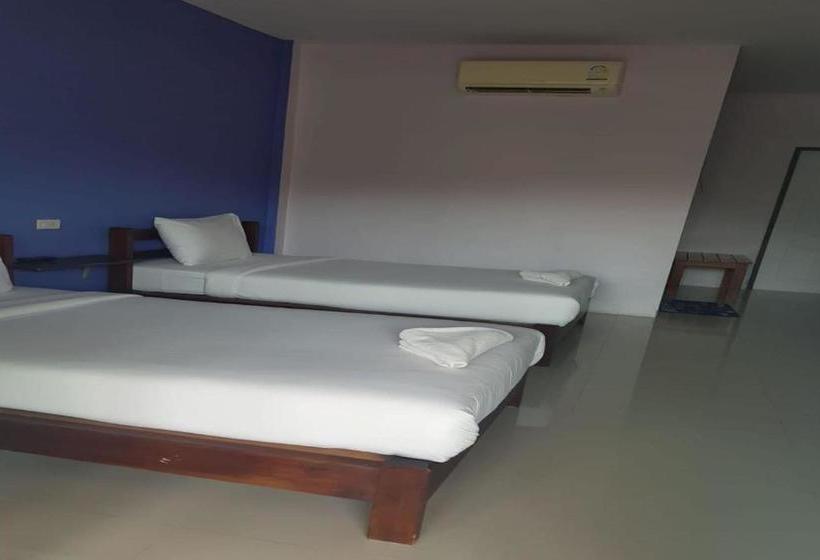 Отель Baan Subtawee