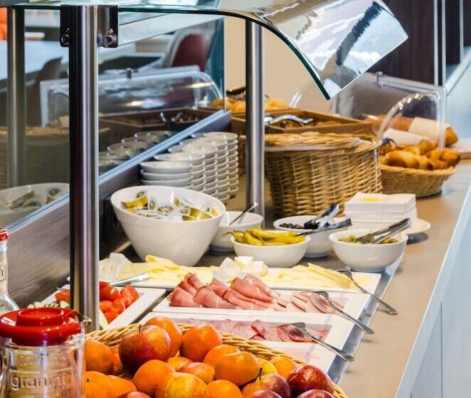 호텔 Campanile Duisburg City