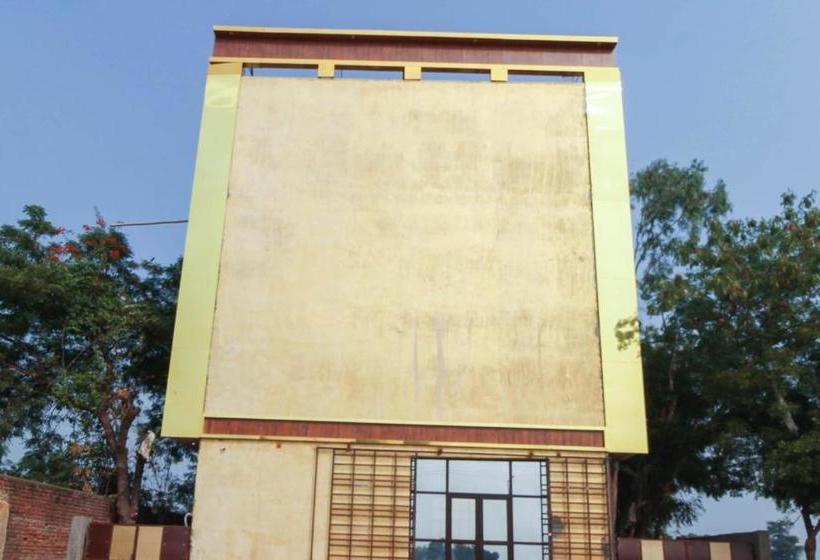 ホテル Capital O 63168 Jn Plaza & Restaurant