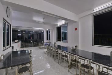 هتل Capital O 63168 Jn Plaza  & Restaurant