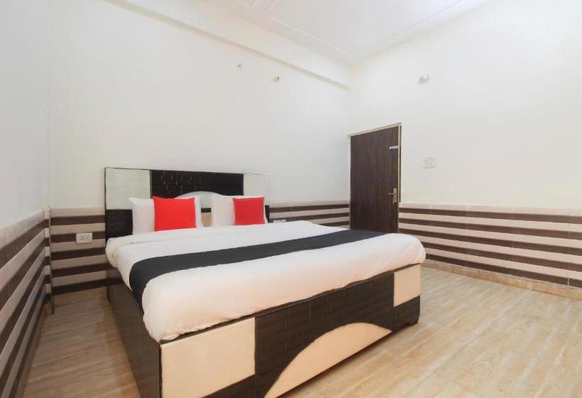 ホテル Capital O 63168 Jn Plaza & Restaurant