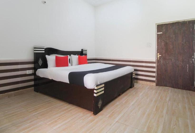 ホテル Capital O 63168 Jn Plaza & Restaurant