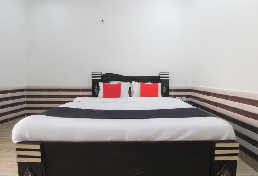 ホテル Capital O 63168 Jn Plaza & Restaurant