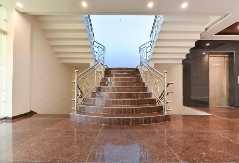 Capital O 64956 Hotel Aman