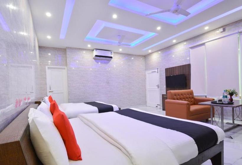 Capital O 64956 Hotel Aman