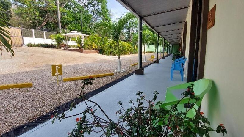 酒店 Carlota Tamarindo