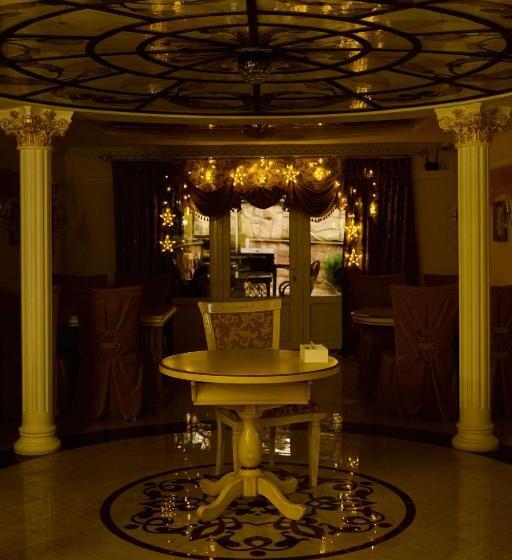 هتل петрос Family