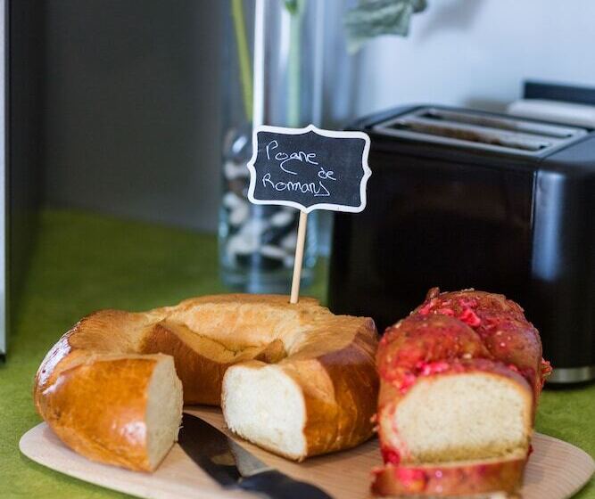 בית מלון כפרי H85