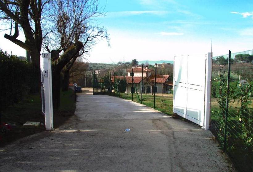 בית מלון כפרי Le Vecchie Scuderie