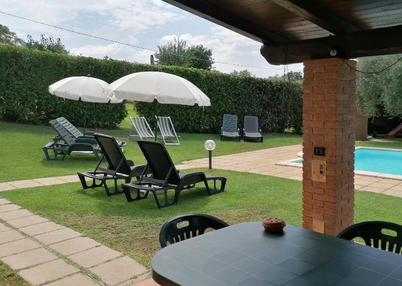 בית מלון כפרי Le Vecchie Scuderie