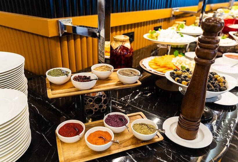 هتل Mercure Baku City