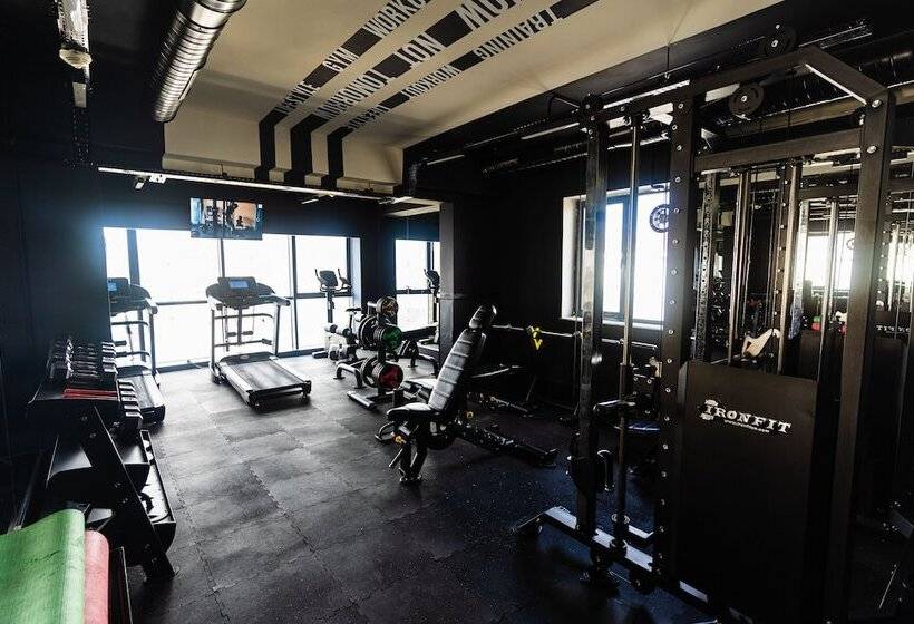 هتل Mercure Baku City