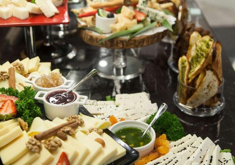 هتل Mercure Baku City