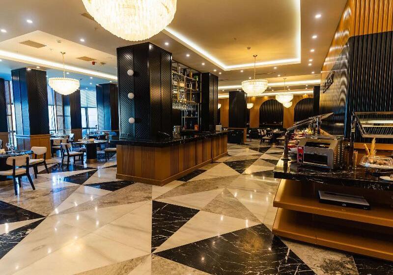 هتل Mercure Baku City