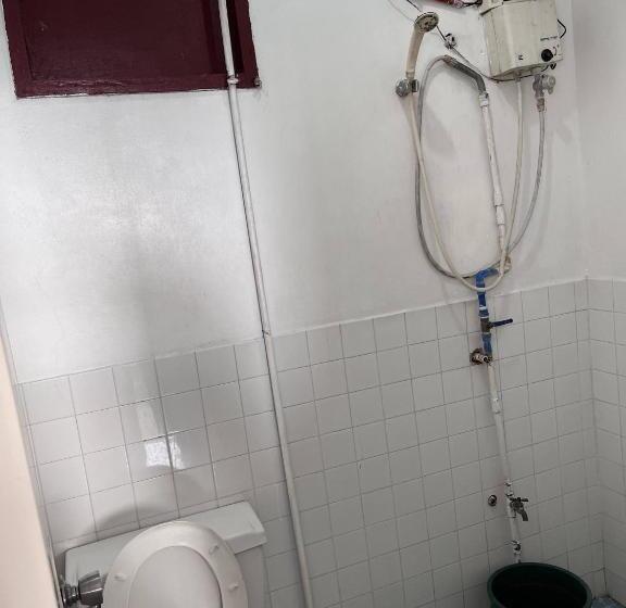 هتل Monaliza Surf Resort La Union