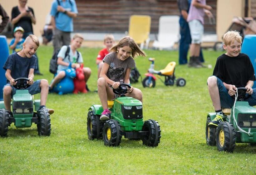 فندق Reitstall Und Saloon San Jon