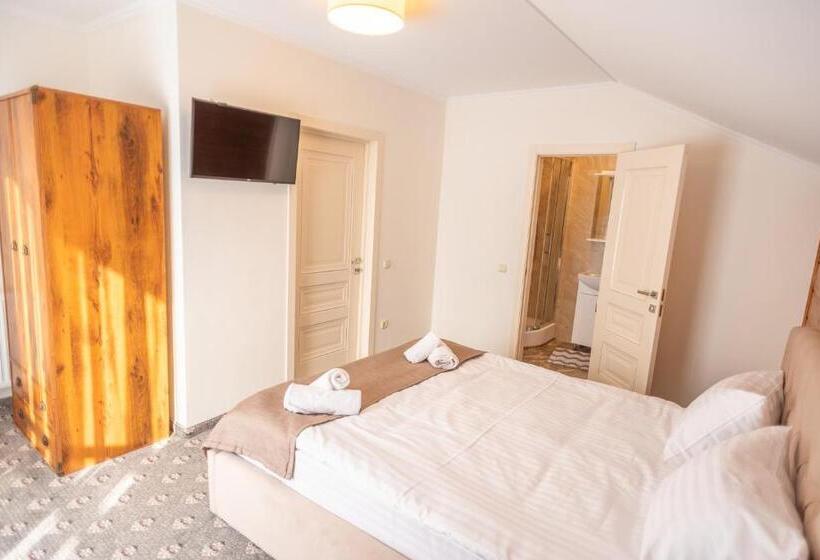 هتل Residence Nesh