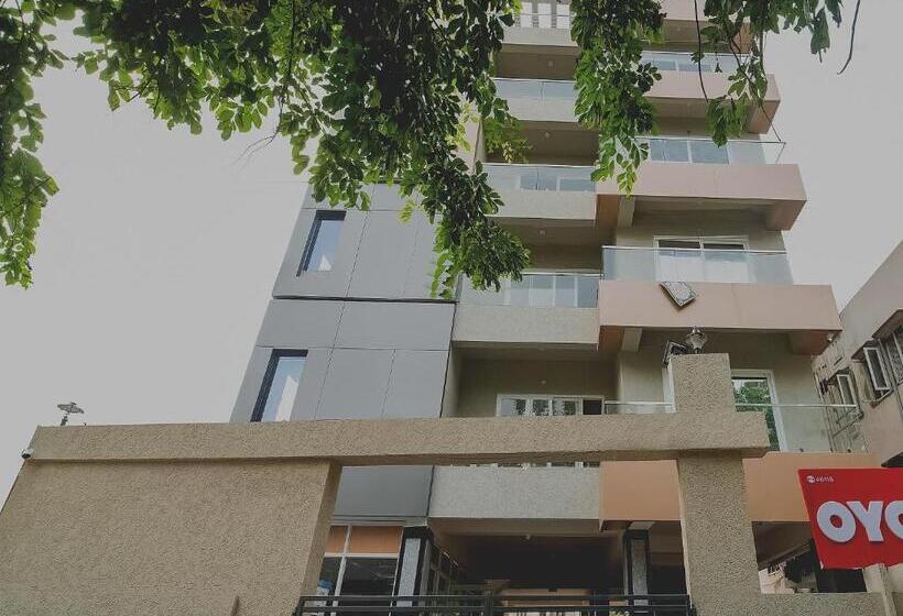 호텔 Super Capital O Rr Towers By Cj