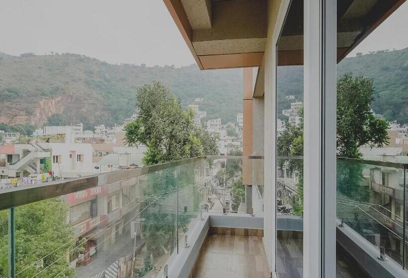 호텔 Super Capital O Rr Towers By Cj