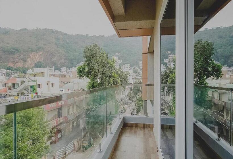 호텔 Super Capital O Rr Towers By Cj