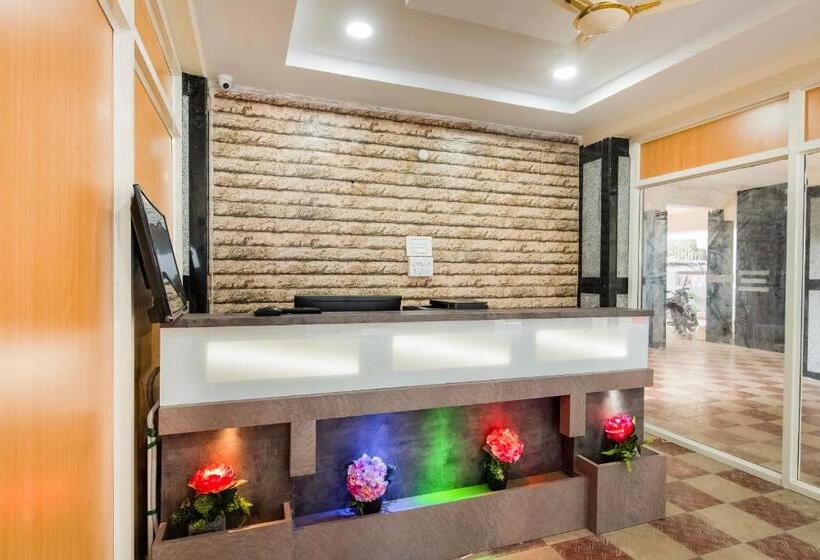 호텔 Super Capital O Rr Towers By Cj