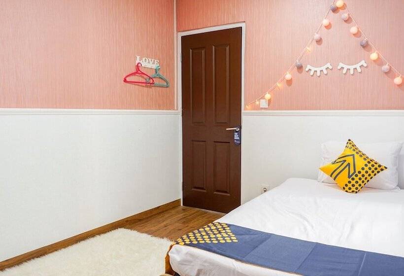 호텔 Spot On 2053 Granada Syariah Home Stay