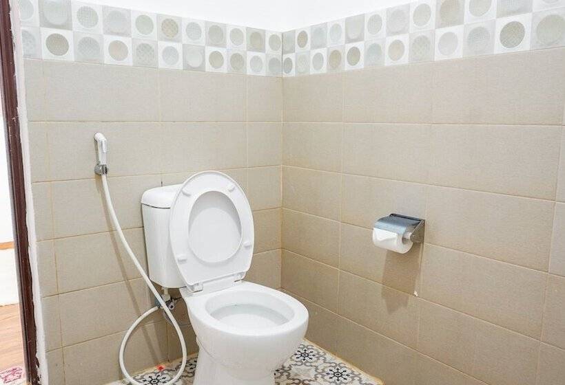 호텔 Spot On 2053 Granada Syariah Home Stay