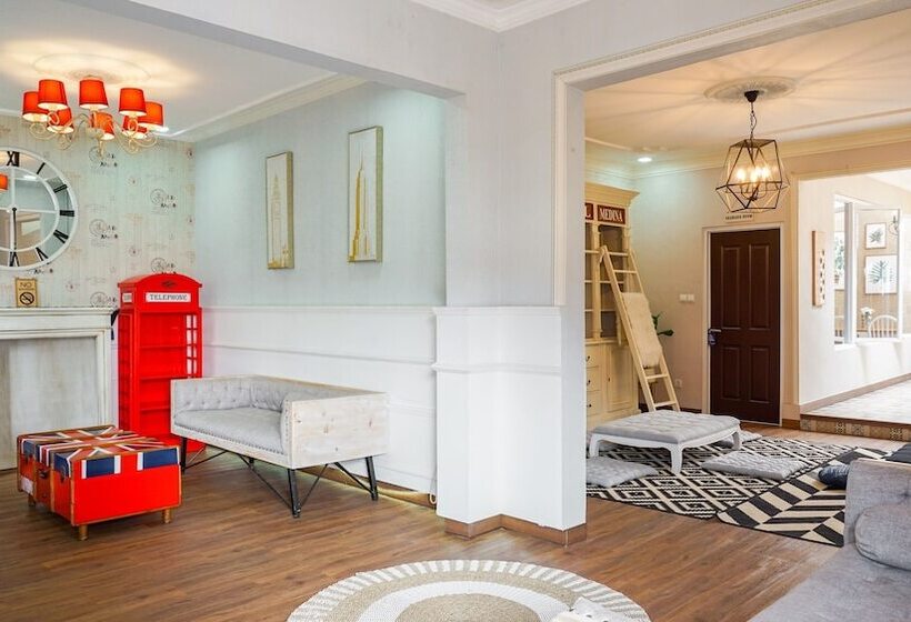 호텔 Spot On 2053 Granada Syariah Home Stay